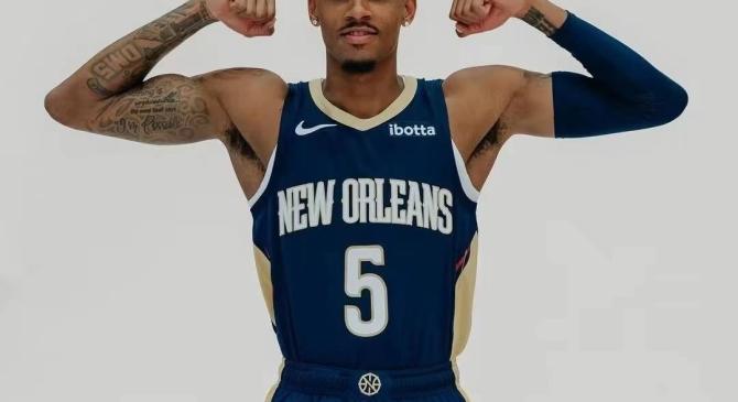 爱游戏APP下载穆雷重返赛场，反败为胜首场状态出色，切尔西观众沸腾！气势如虹延续的简单介绍