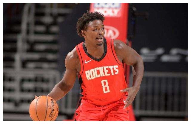 今晨波特兰开拓者调整名单以备NBA总决赛；复出首秀环节打磨；悬念犹存；球探报告显示潜力的简单介绍