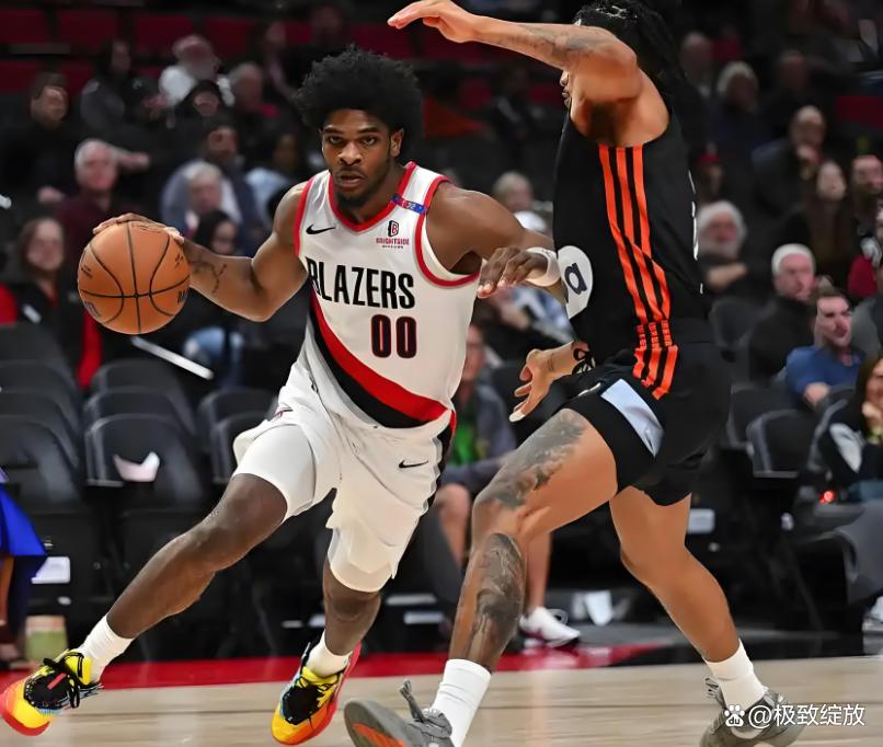 今晨波特兰开拓者调整名单以备NBA总决赛；复出首秀环节打磨；悬念犹存；球探报告显示潜力的简单介绍