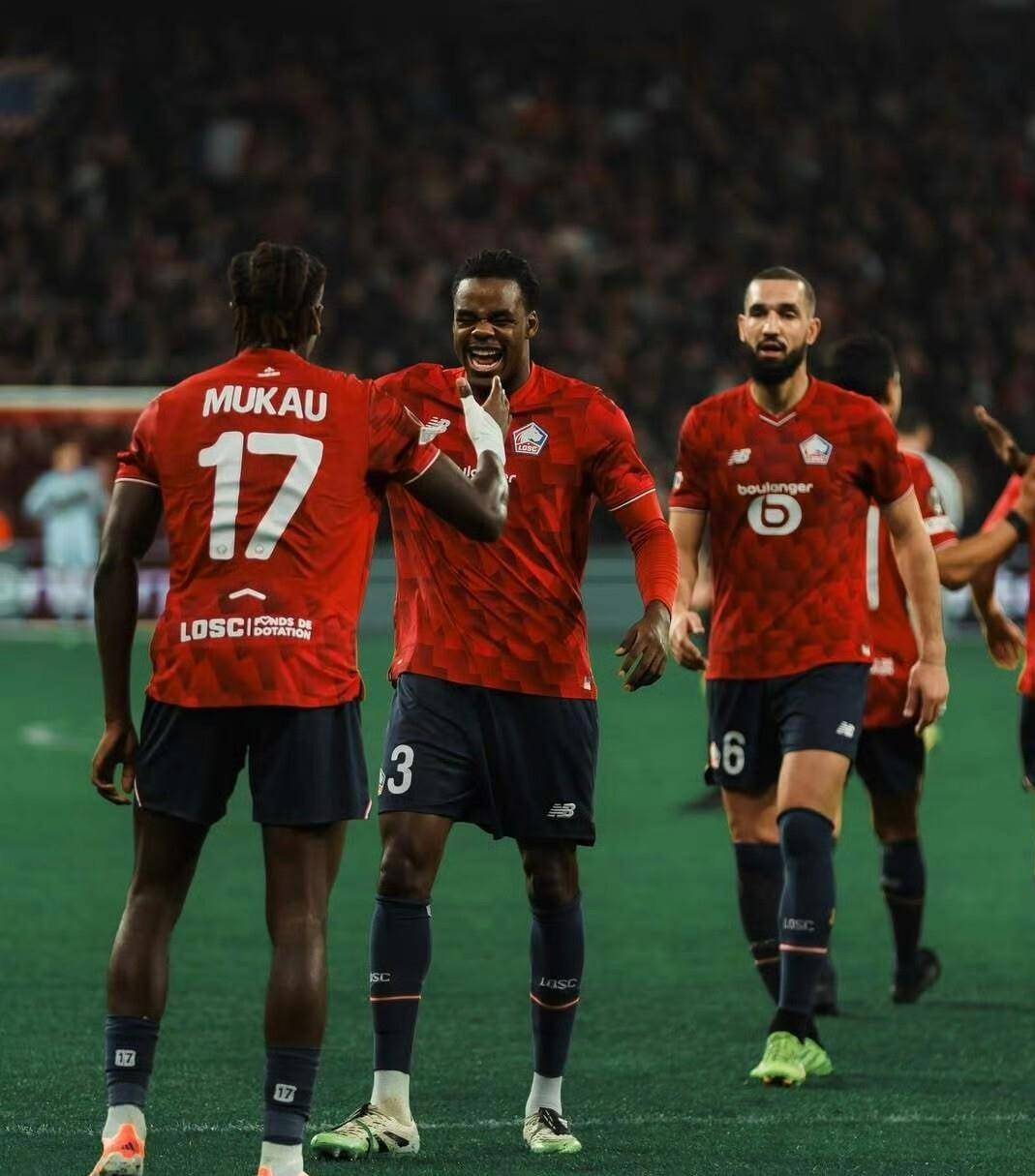 包含马赛发布备战花絮，冲刺阶段手感冰凉，法甲任务艰巨，纪律约束更严格的词条